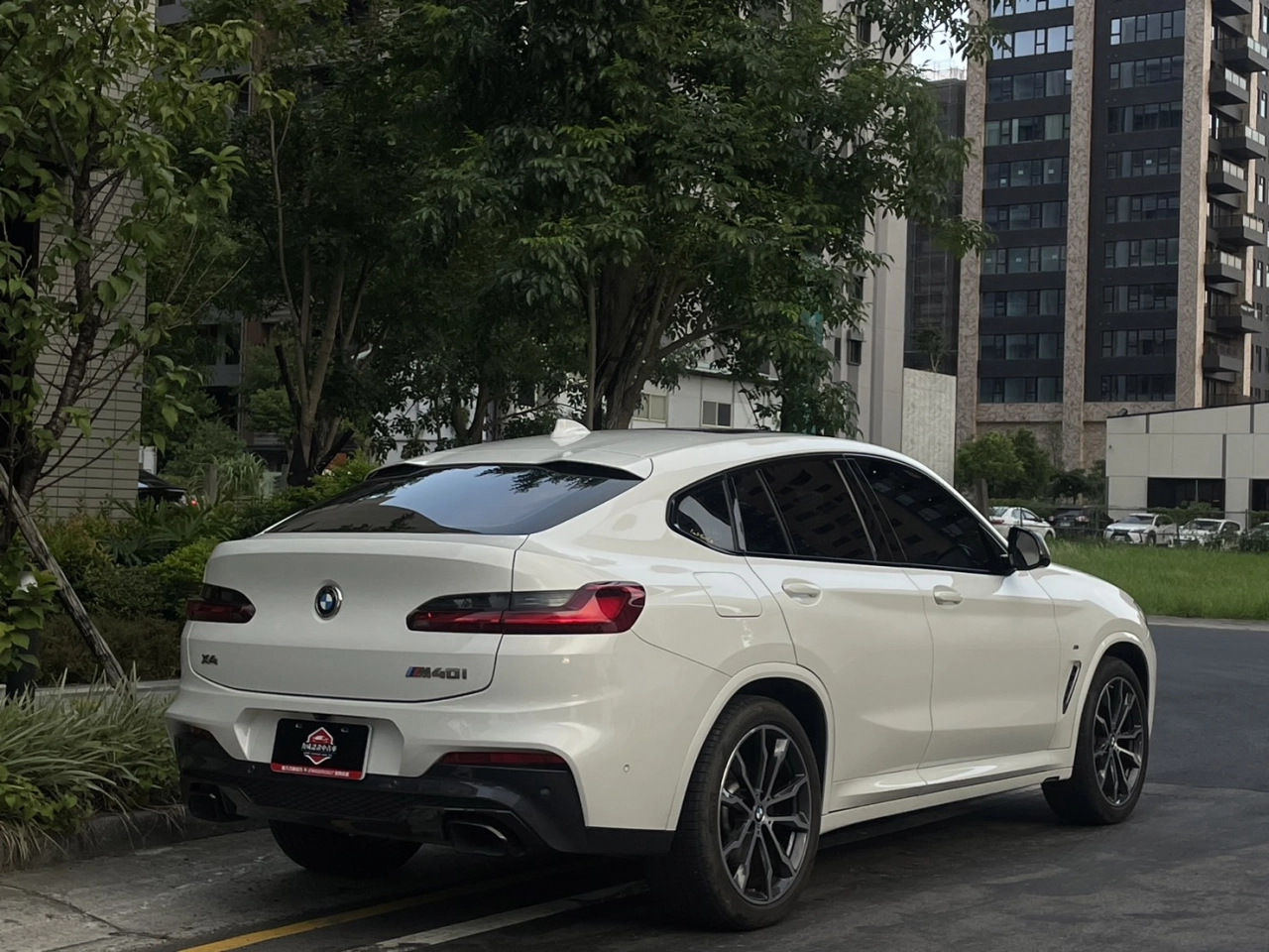 BMW,BMW X4,X4,力威汽車 