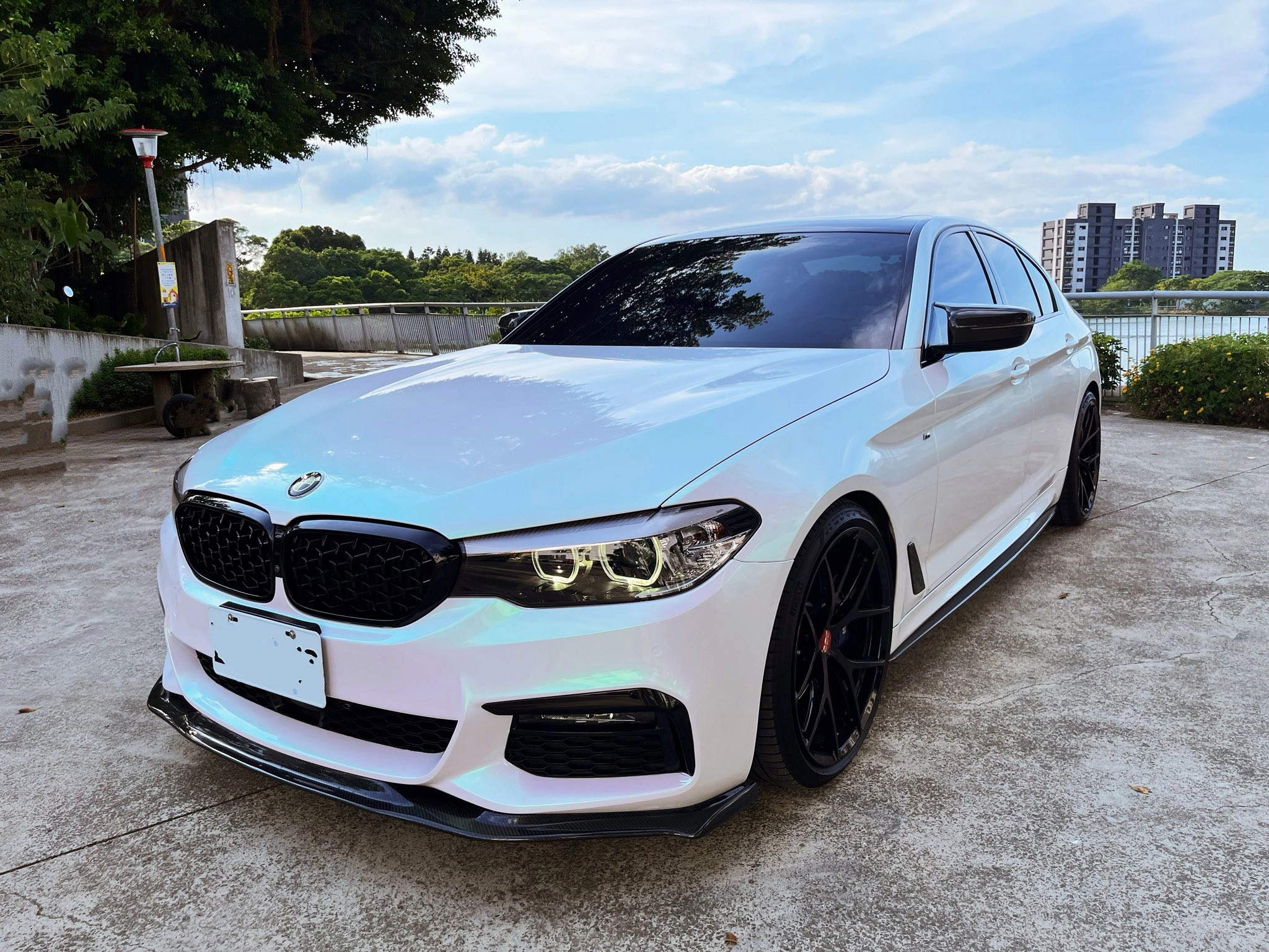 BMW 530i