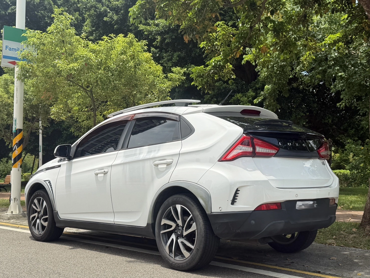 LUXGEN U5