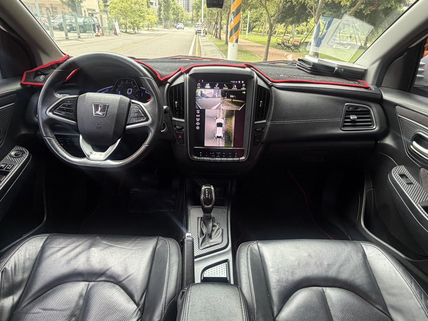 LUXGEN U5