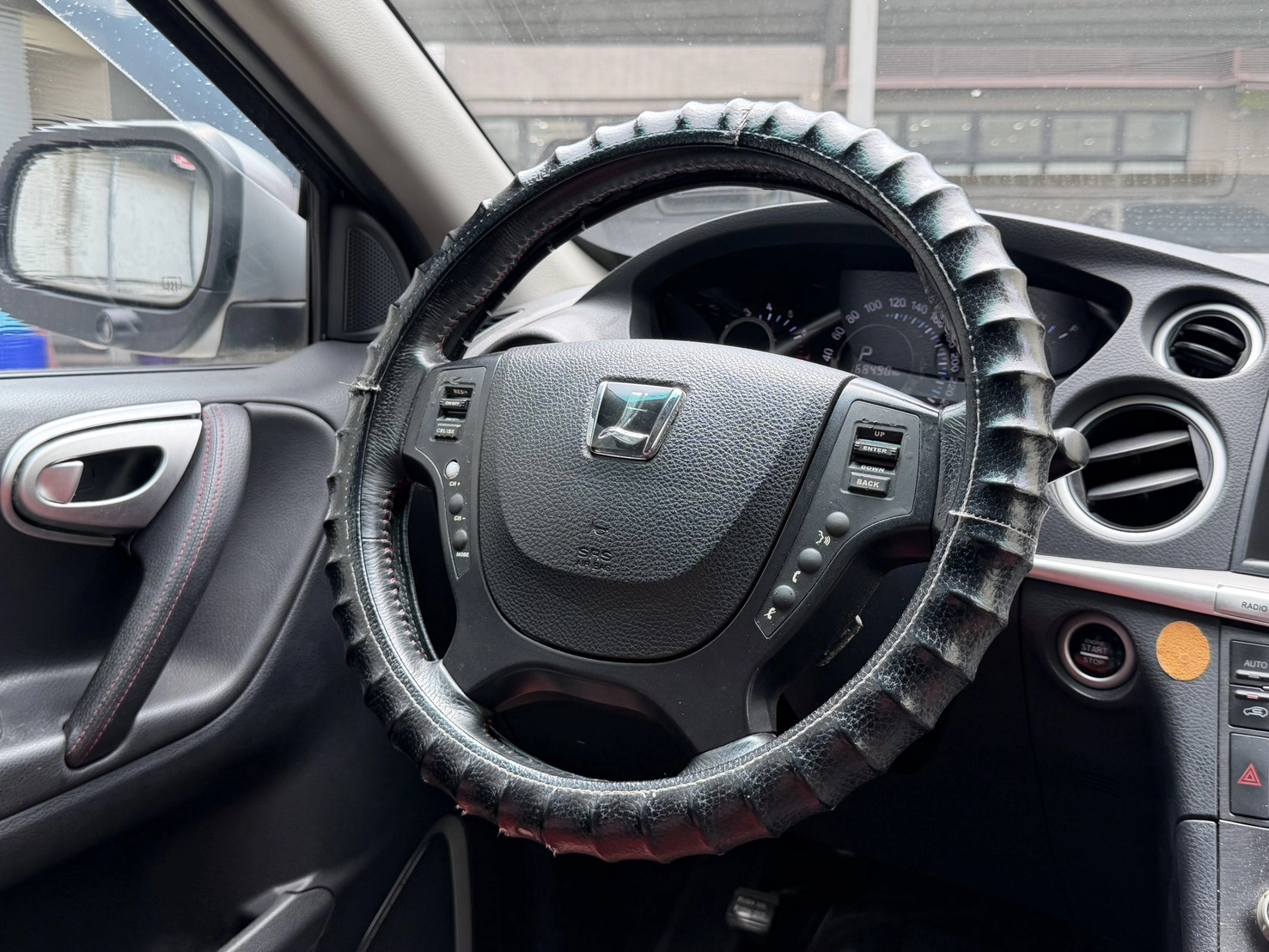 LUXGEN U7