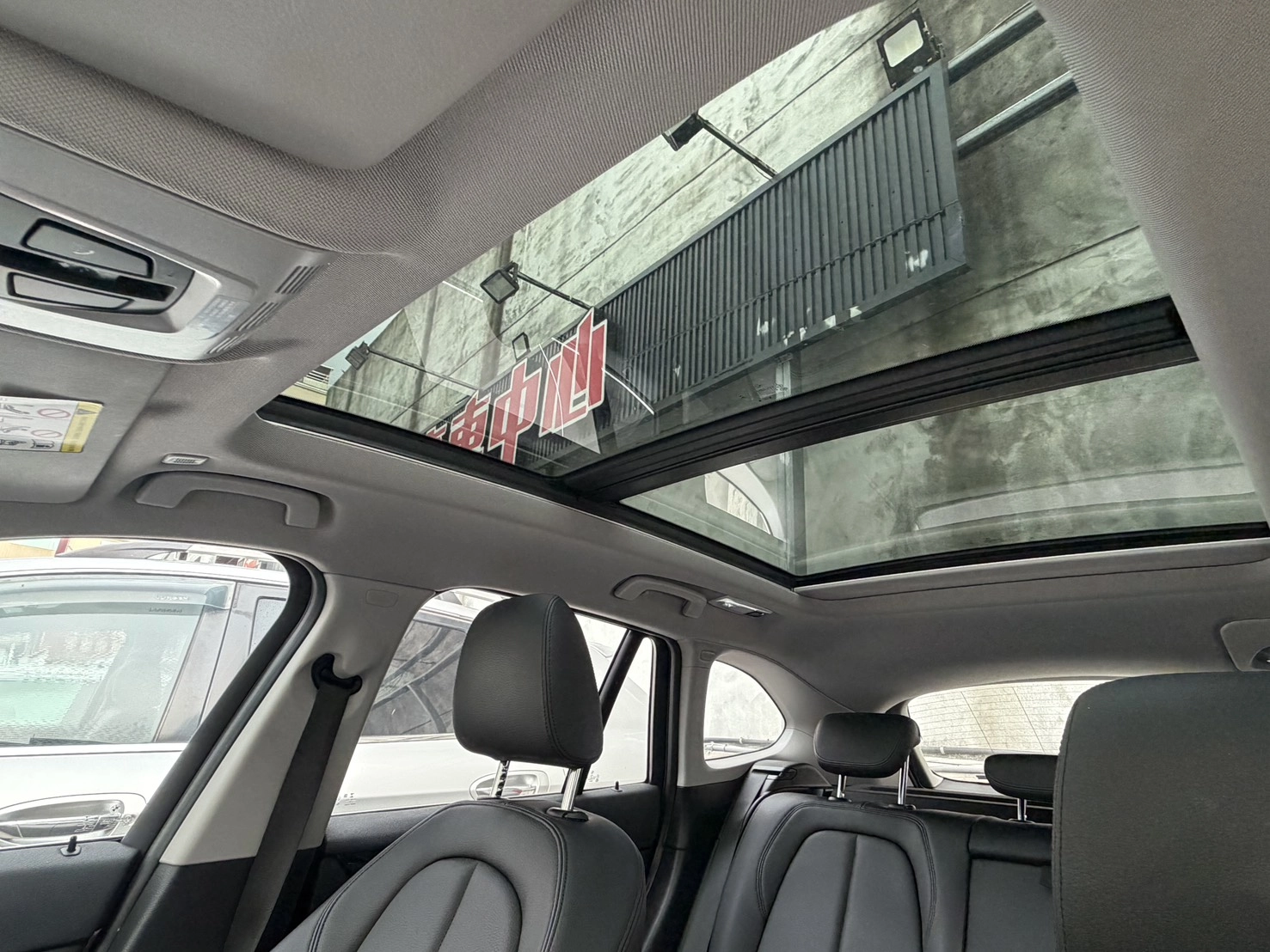 BMW X1 20i