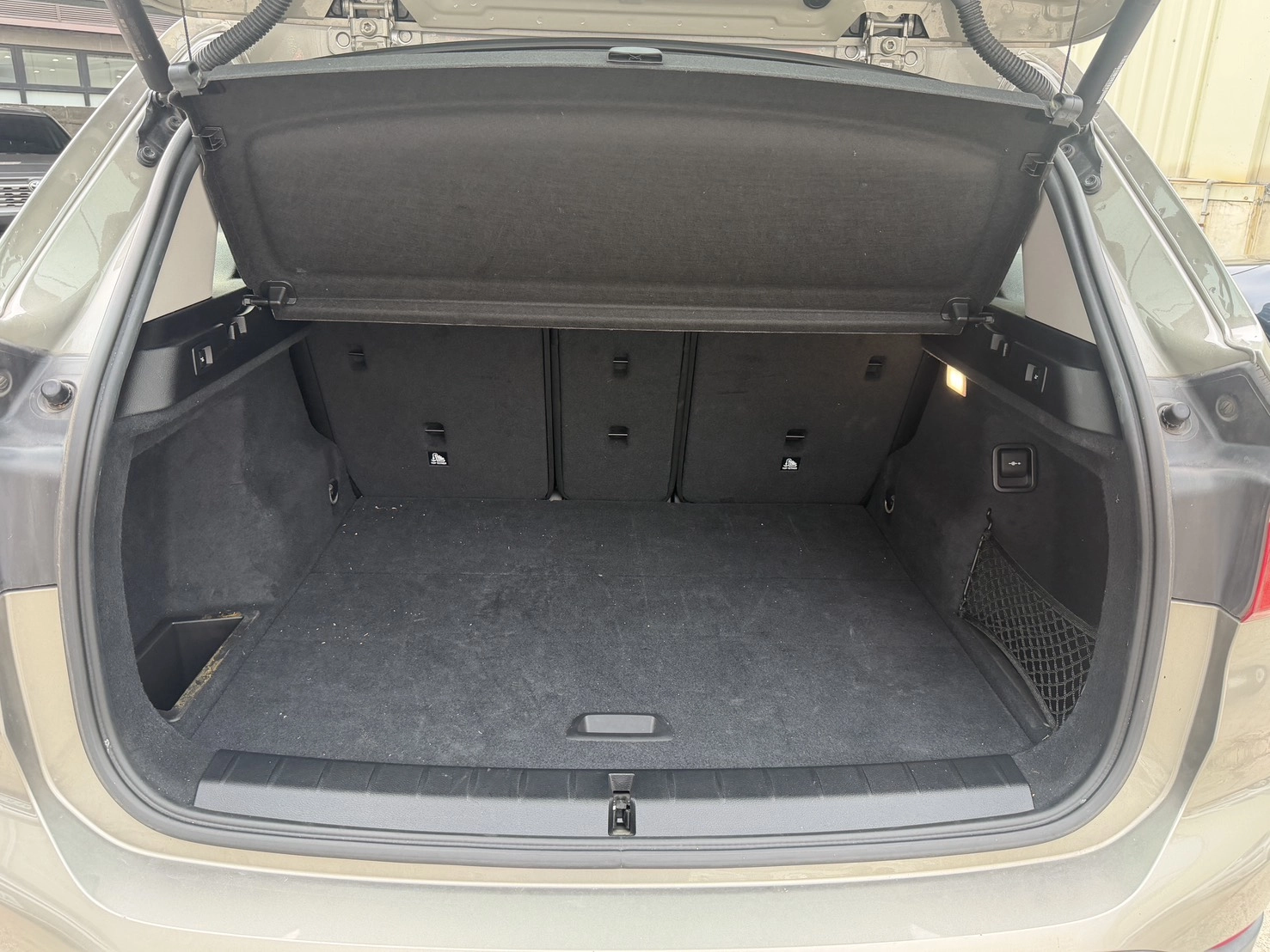 BMW X1 20i