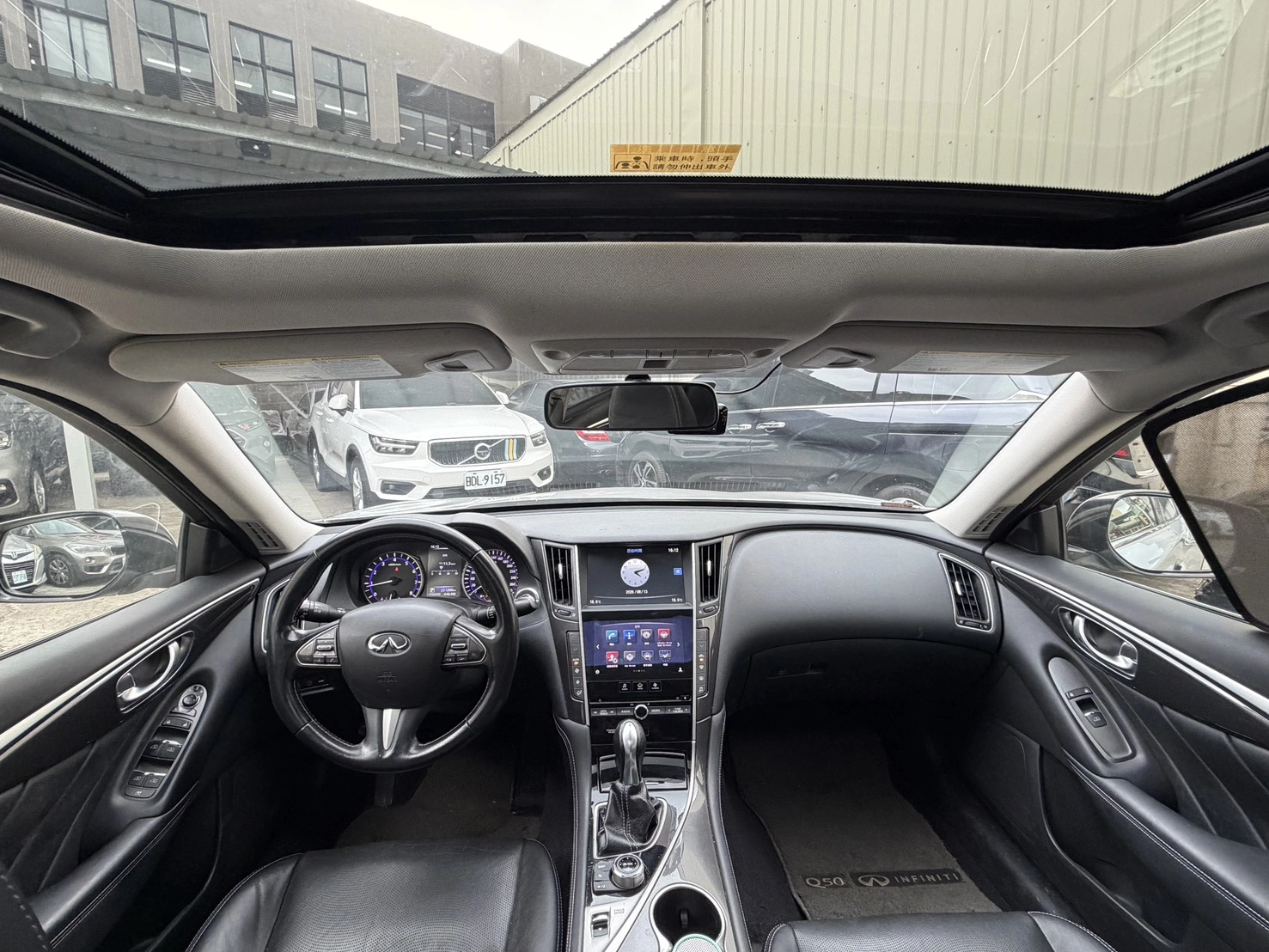 INFINITI Q50