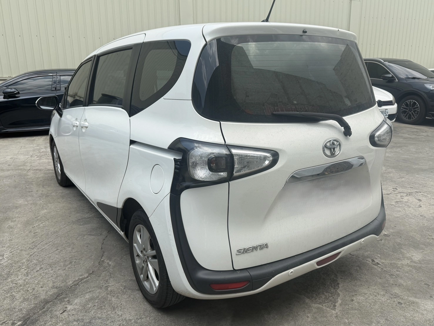 Toyota Sienta