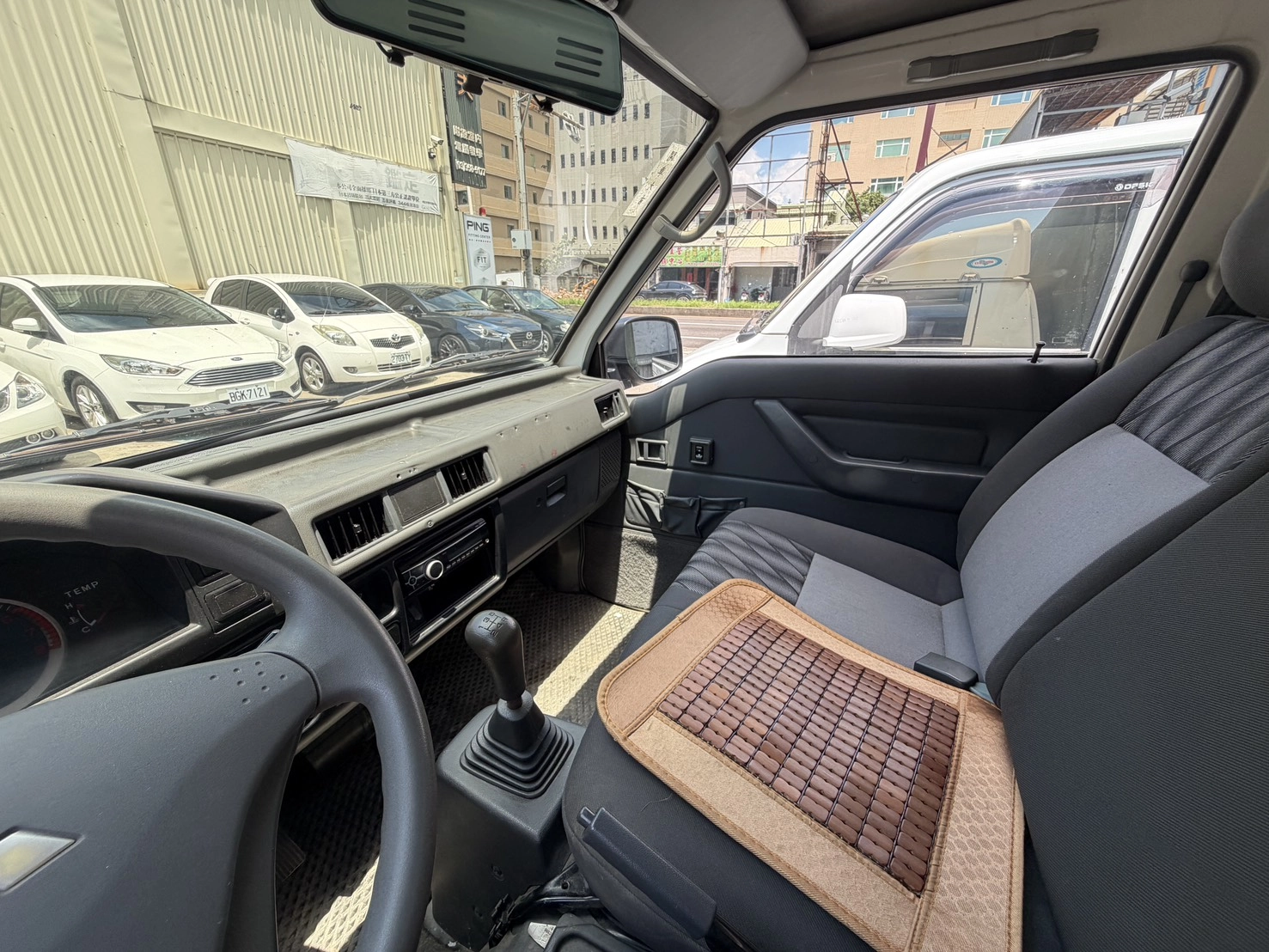 Mitsubishi Delica