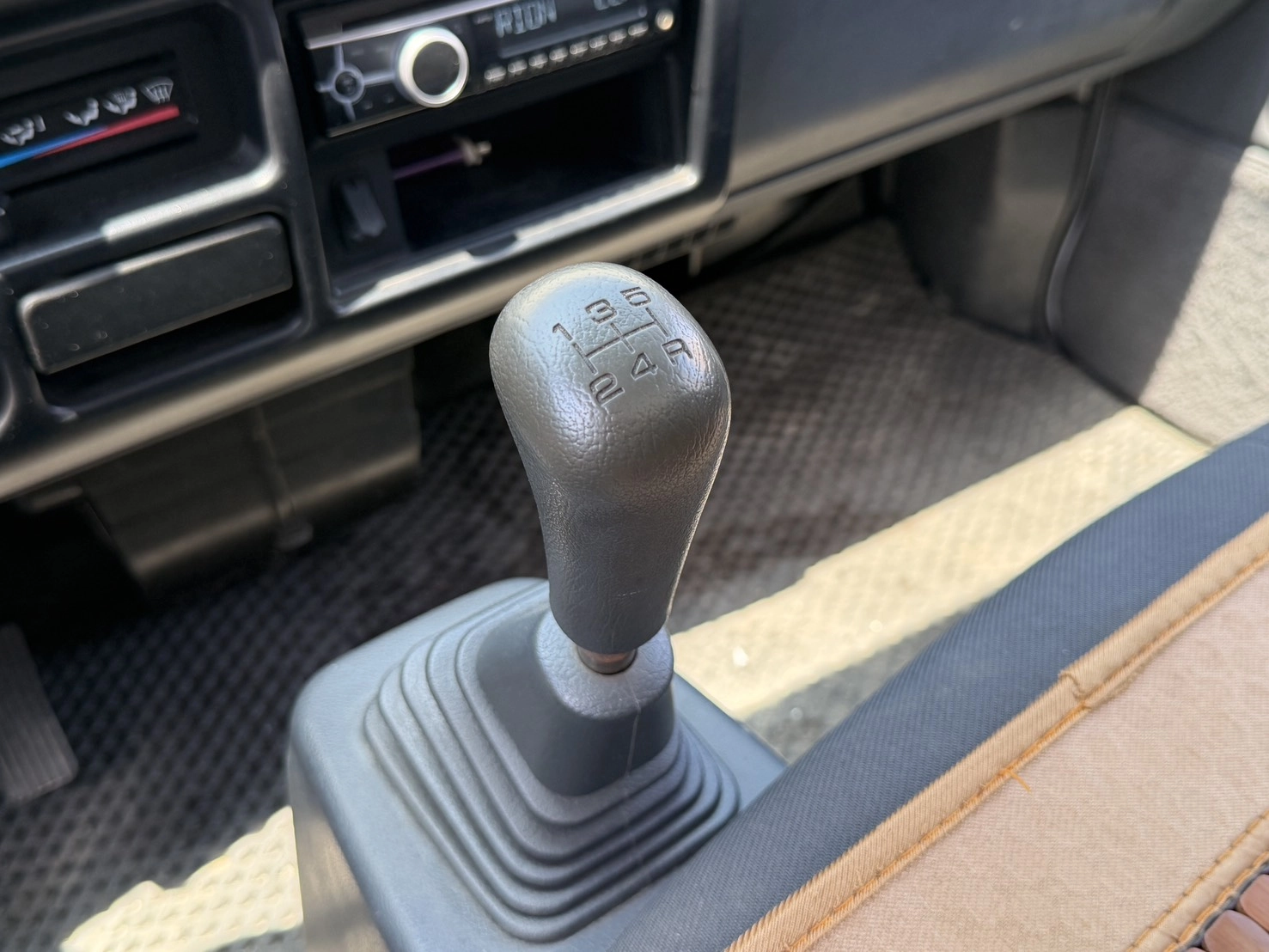 Mitsubishi Delica