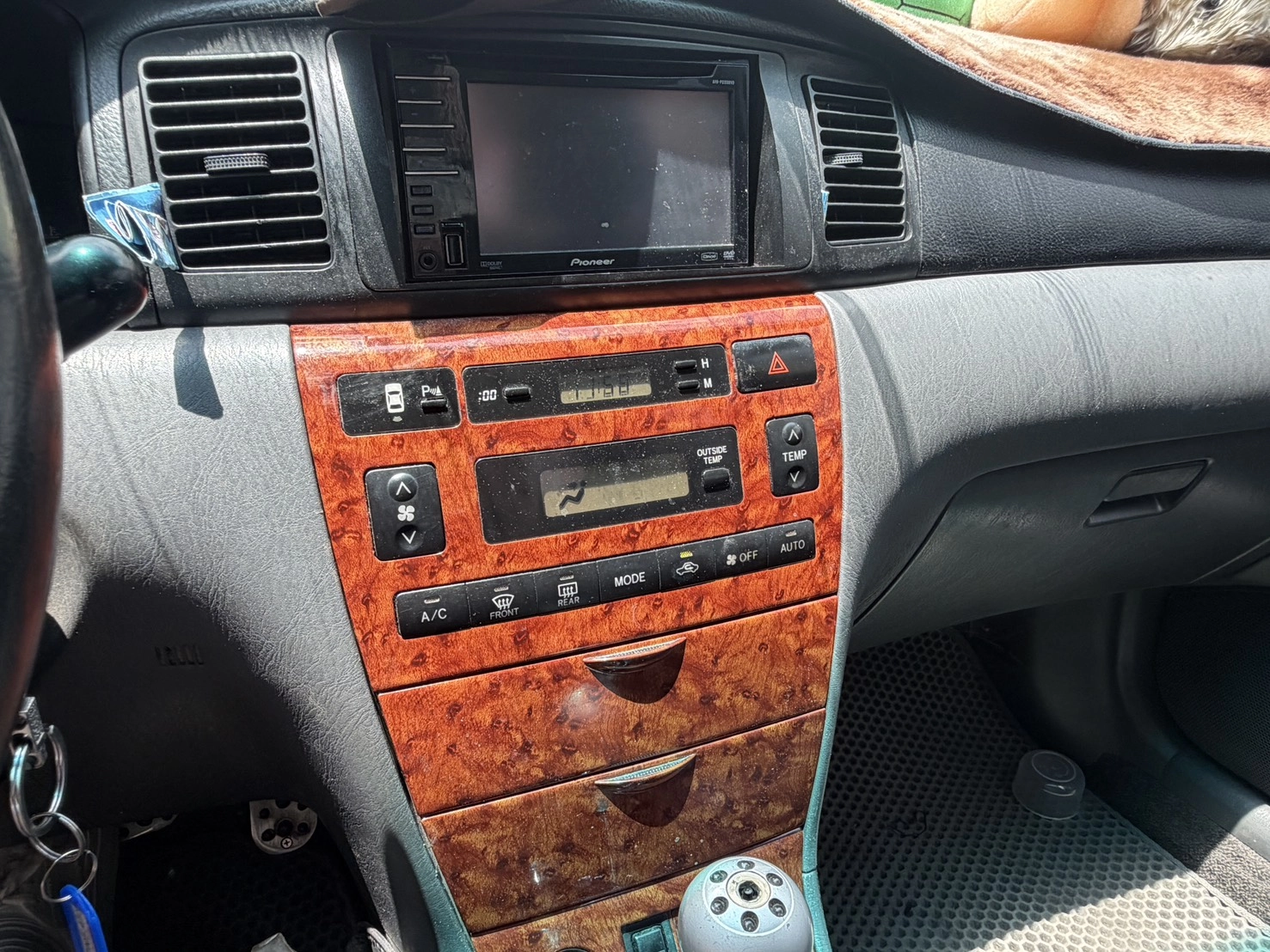 Toyota Altis