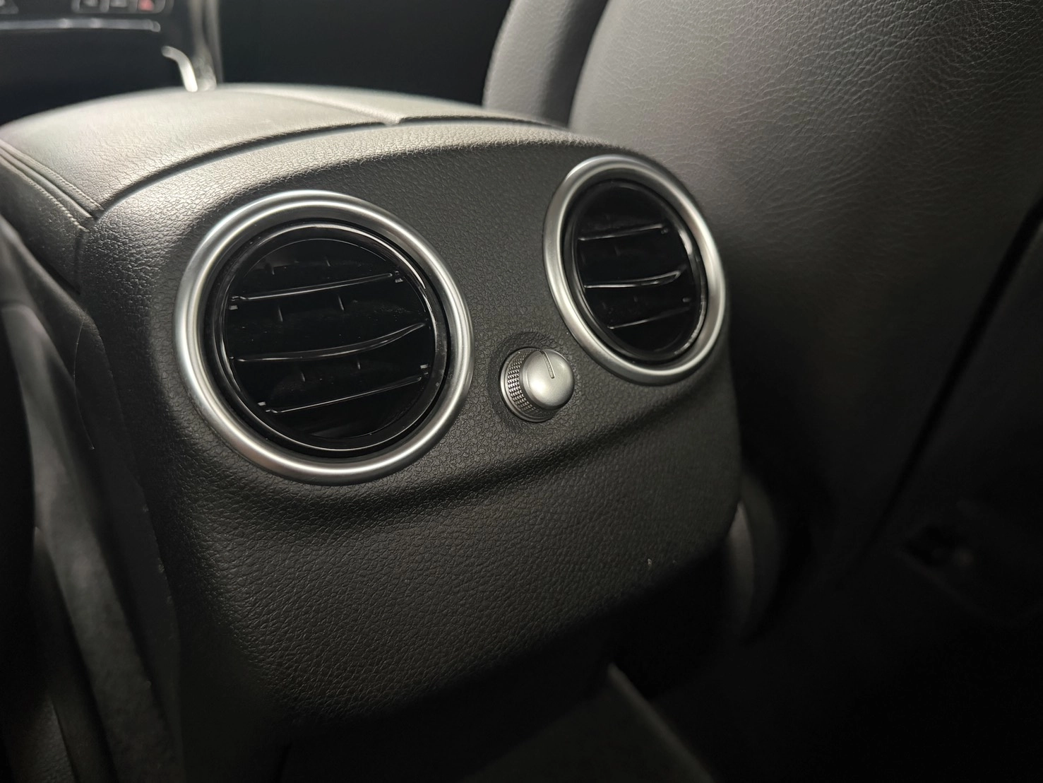 Mercedes-Benz C180