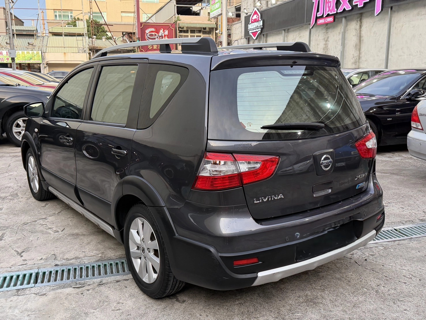 Nissan Livina