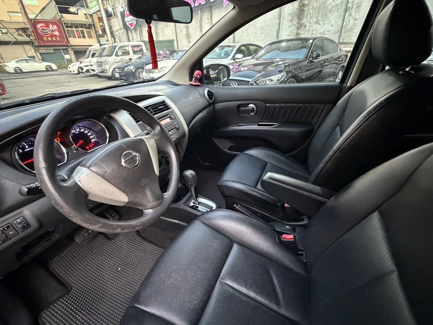 Nissan Livina