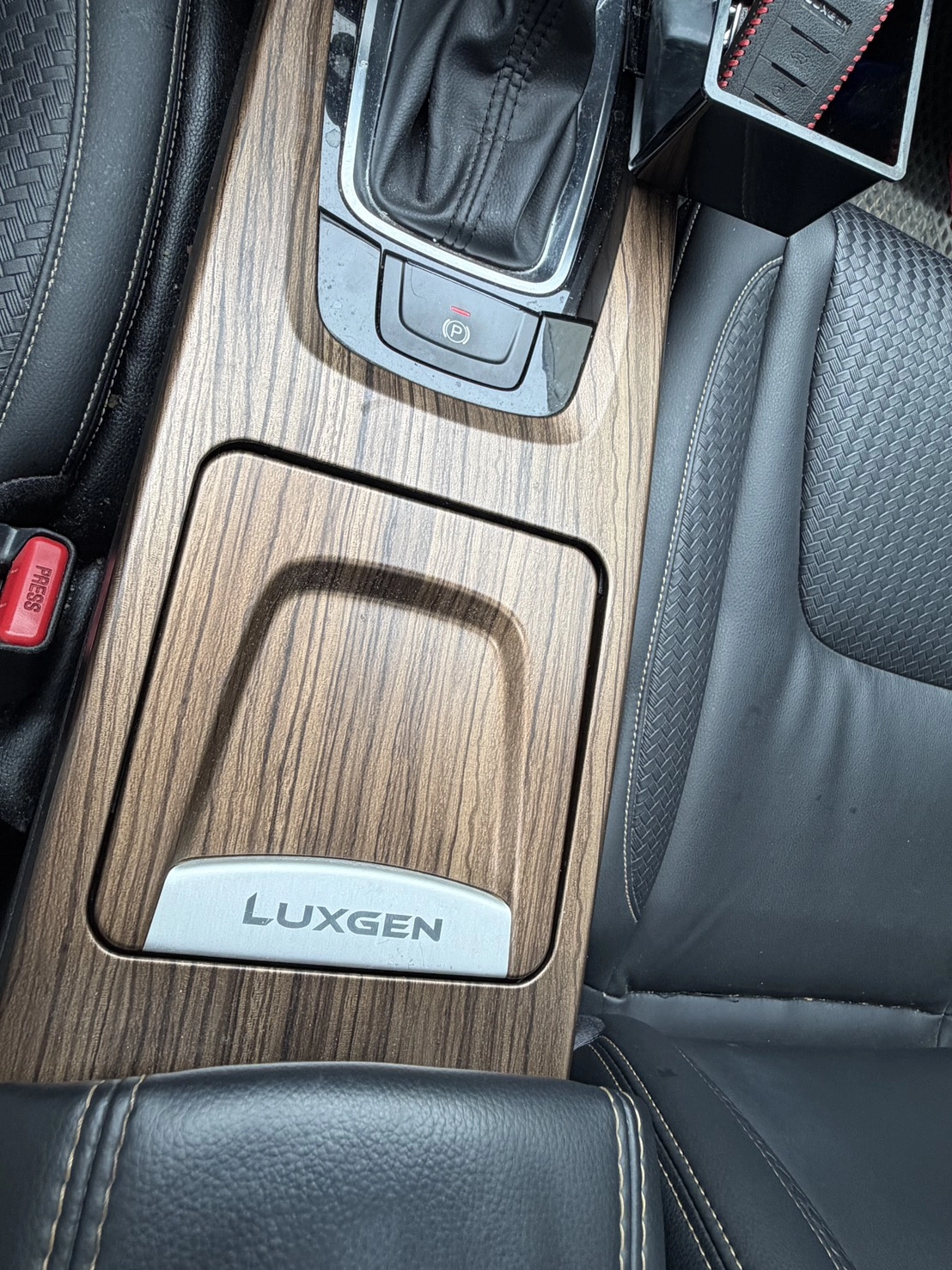 Luxgen U6