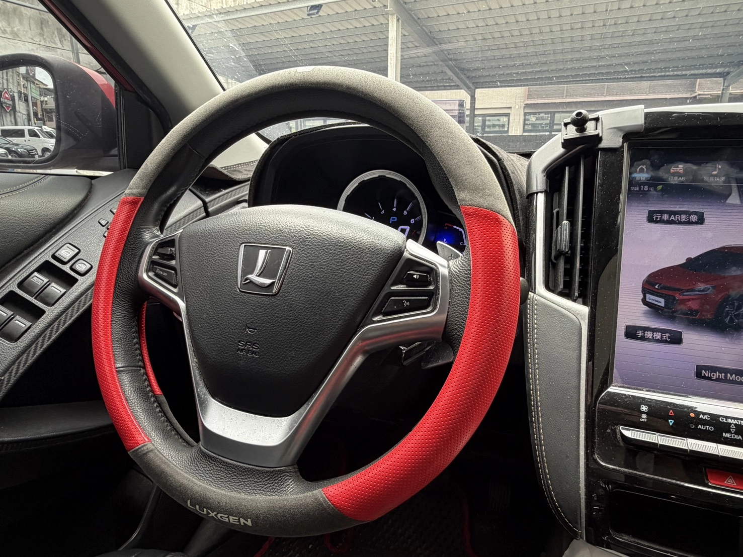 Luxgen U6