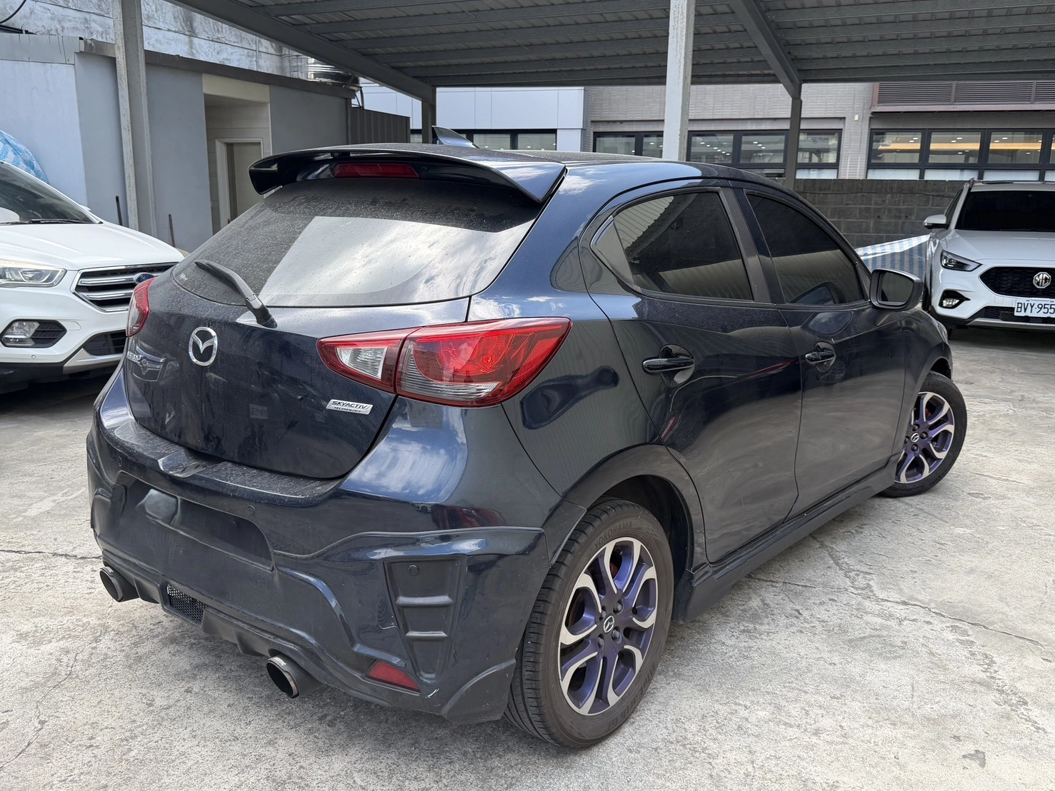 Mazda2