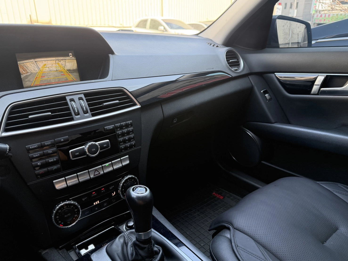 Benz C200