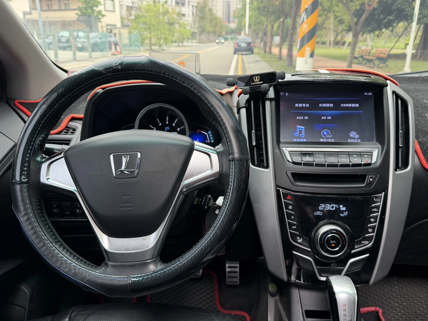 Luxgen U6