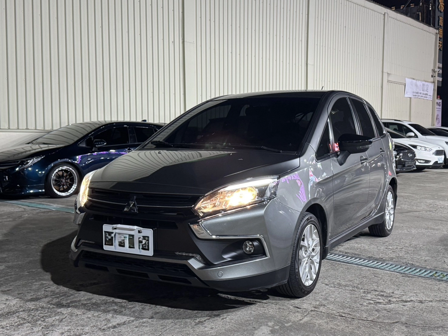 Mitsubishi Colt Plus