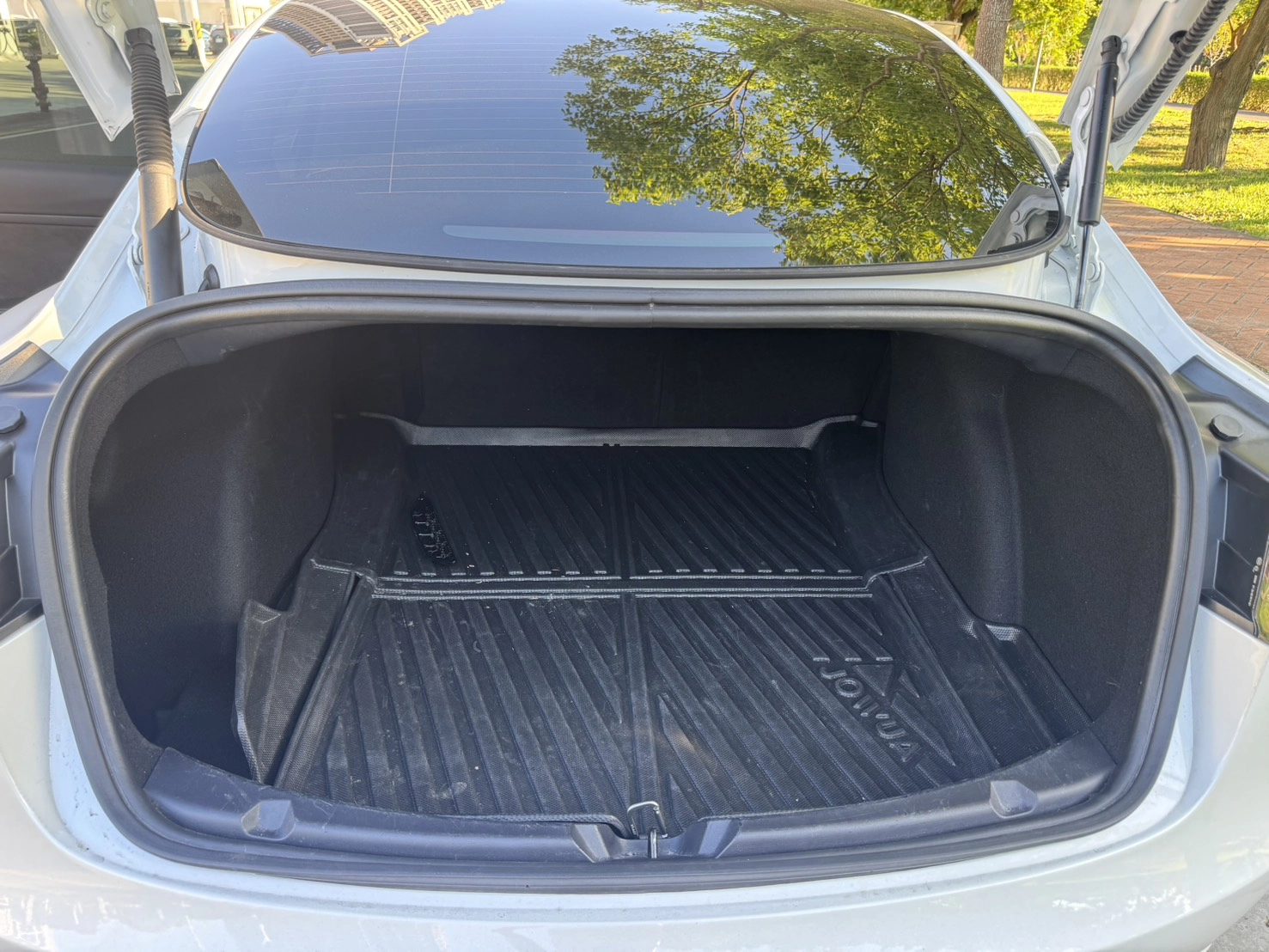 Tesla Medol 3 LR