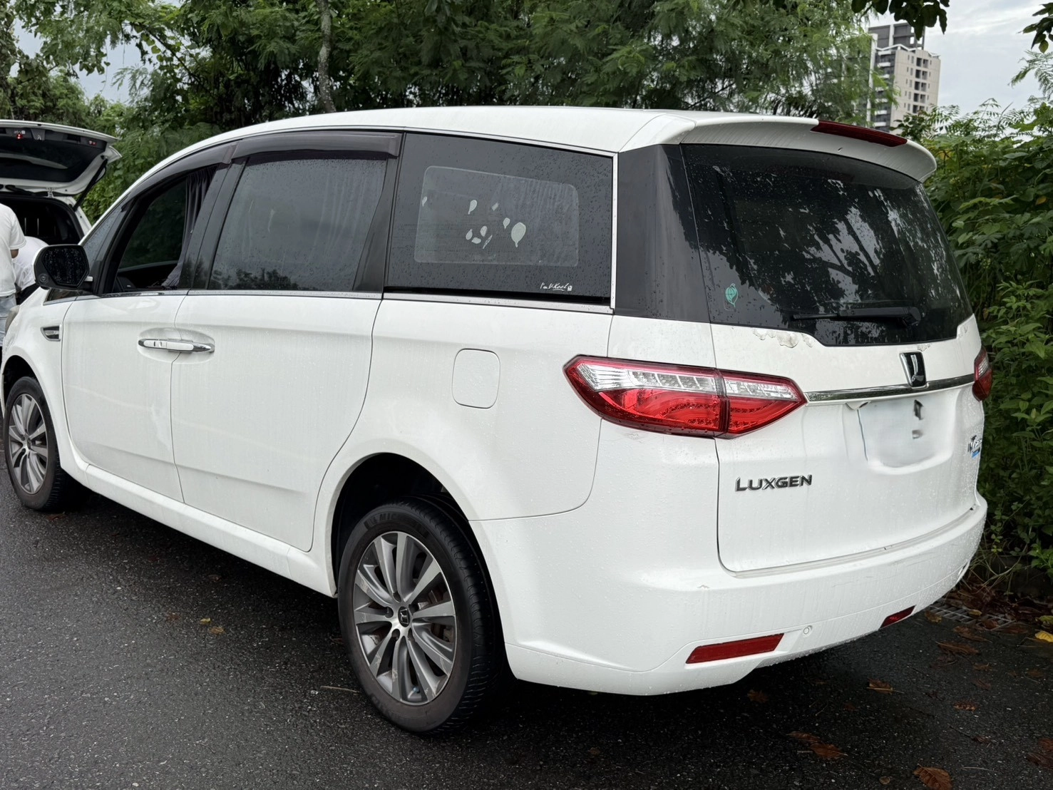 Luxgen M7