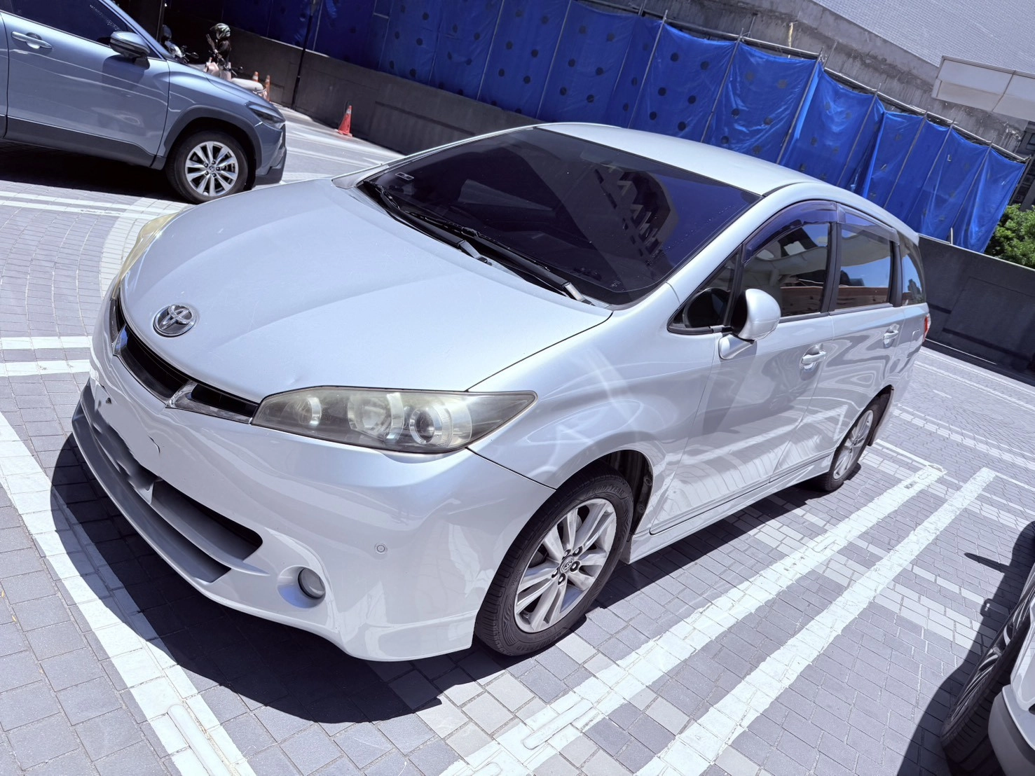 TOYOTA WISH