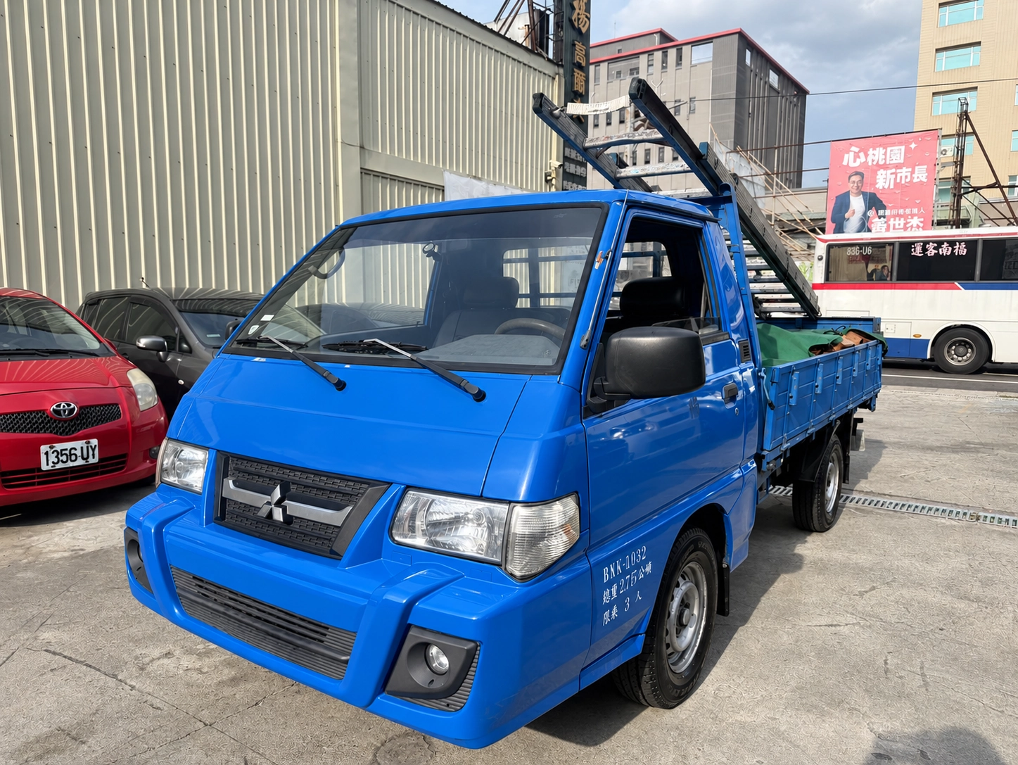 Mitsubishi Delica