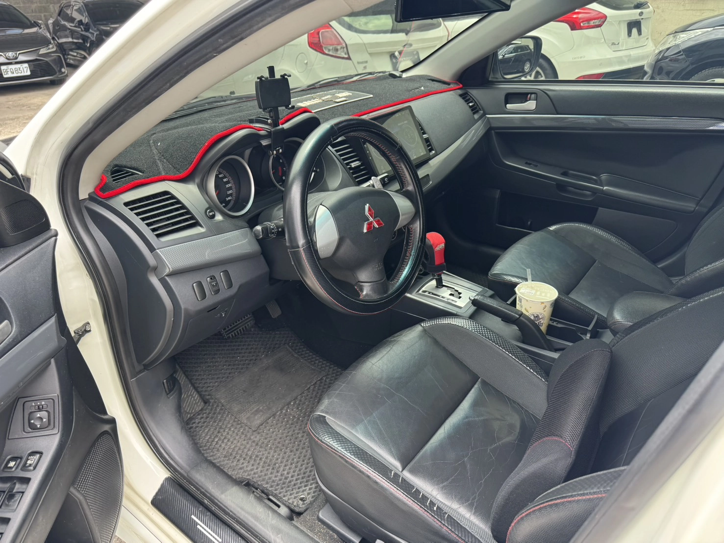Mitsubishi Fortis 2.0