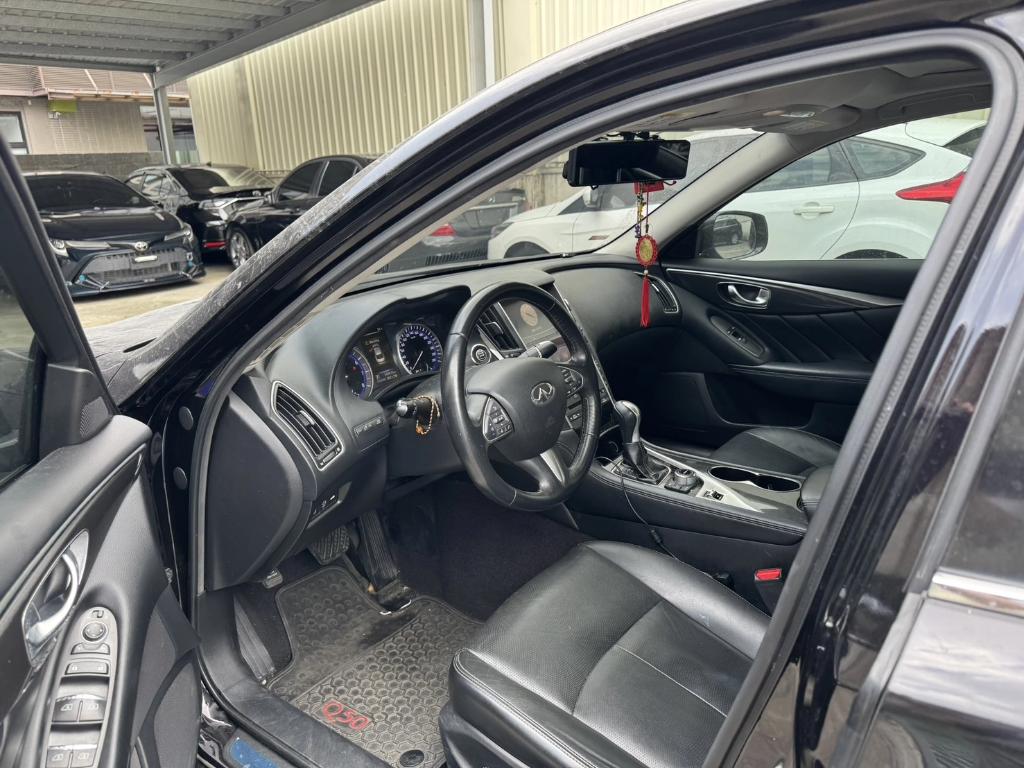 Infiniti Q50